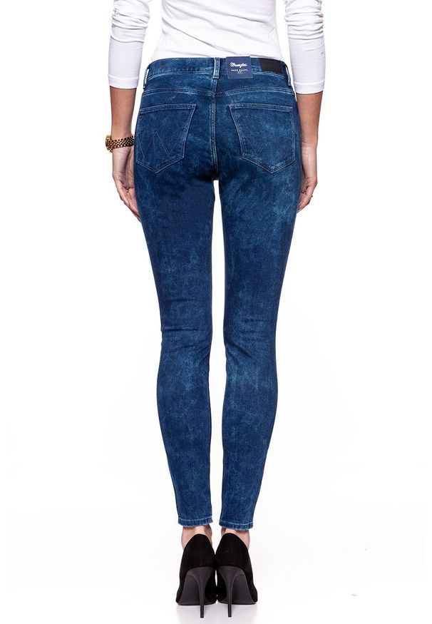 Wrangler - WRANGLER HIGH SKINNY BLUE MARBLE W27H6890M. Stan: podwyższony