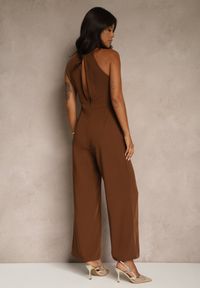 Renee - Brązowy Kombinezon Wide Leg z Ozdobnym Wiązaniem przy Szyi Silelia. Okazja: na co dzień. Kolor: brązowy. Długość rękawa: bez rękawów. Styl: klasyczny, elegancki, casual