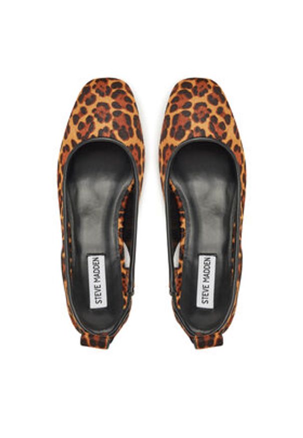 Steve Madden Sandały Smitten-LP SM11003685 Brązowy. Kolor: brązowy. Materiał: skóra