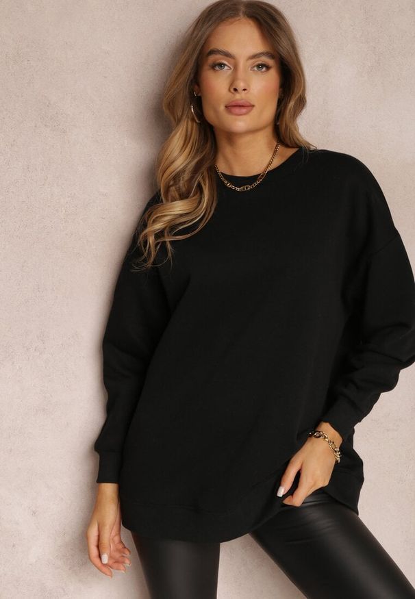 Renee - Czarna Bluza Oversize z Polarem Hosarran. Kolor: czarny. Materiał: polar. Długość rękawa: długi rękaw. Długość: długie. Wzór: jednolity, gładki. Styl: sportowy, klasyczny