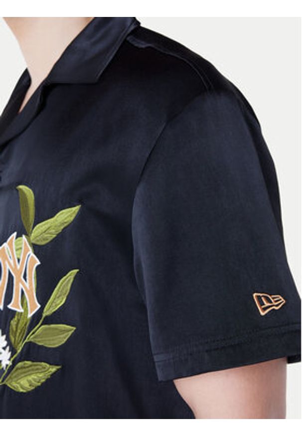 New Era Koszula New York Yankees Floral Revere 60596374 Czarny Regular Fit. Kolor: czarny. Materiał: syntetyk