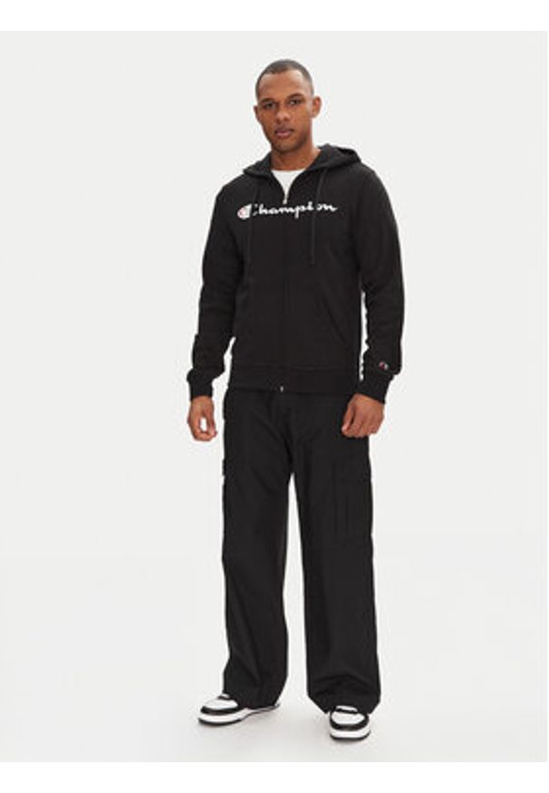 Champion Bluza 220728 Czarny Slim Fit. Kolor: czarny. Materiał: bawełna