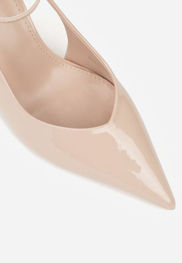 Born2be - Beżowe Lakierowane Szpilki Ozdobione Wycięciami Ynisorin. Zapięcie: sprzączka. Kolor: beżowy. Materiał: lakier. Wzór: aplikacja. Obcas: na szpilce. Styl: elegancki, klasyczny