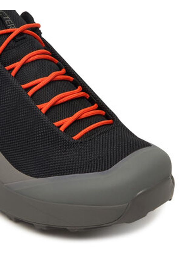 Arc'teryx Trekkingi Kopec Gtx GORE-TEX X000010023 Czarny. Kolor: czarny. Materiał: syntetyk. Technologia: Gore-Tex. Sport: turystyka piesza