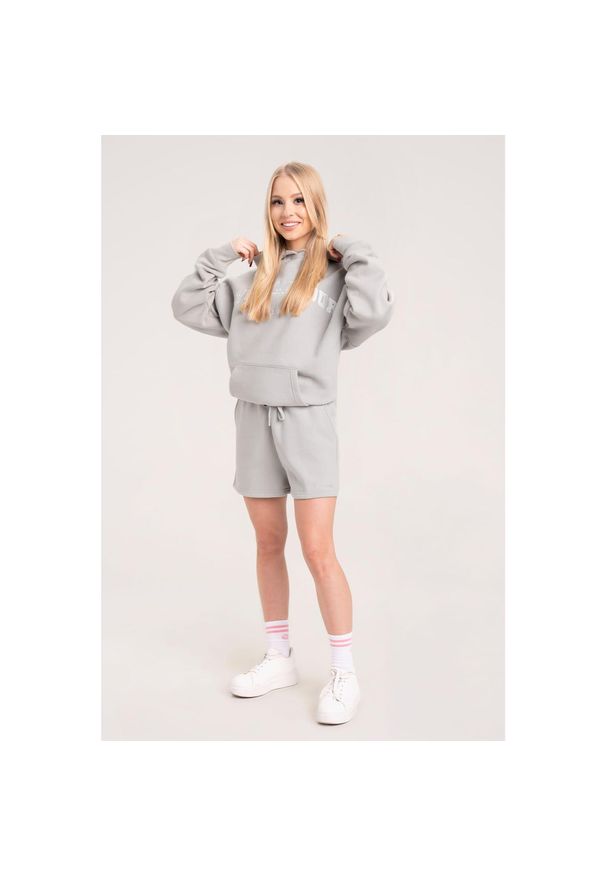 GYM GLAMOUR - Spodenki fitness damskie Gym Glamour dresowe. Kolor: szary. Materiał: dresówka. Sport: fitness