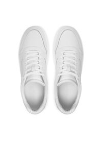 Calvin Klein Sneakersy HM0HM01624 Biały. Kolor: biały. Materiał: skóra