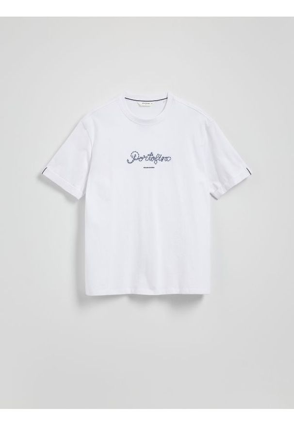 Reserved - T-shirt comfort fit - biały. Kolor: biały. Materiał: bawełna, dzianina