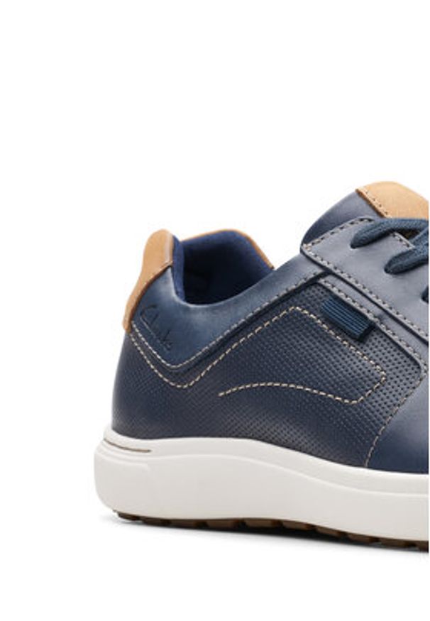 Clarks Sneakersy Mapstone Lace 26176887 Granatowy. Kolor: niebieski. Materiał: skóra