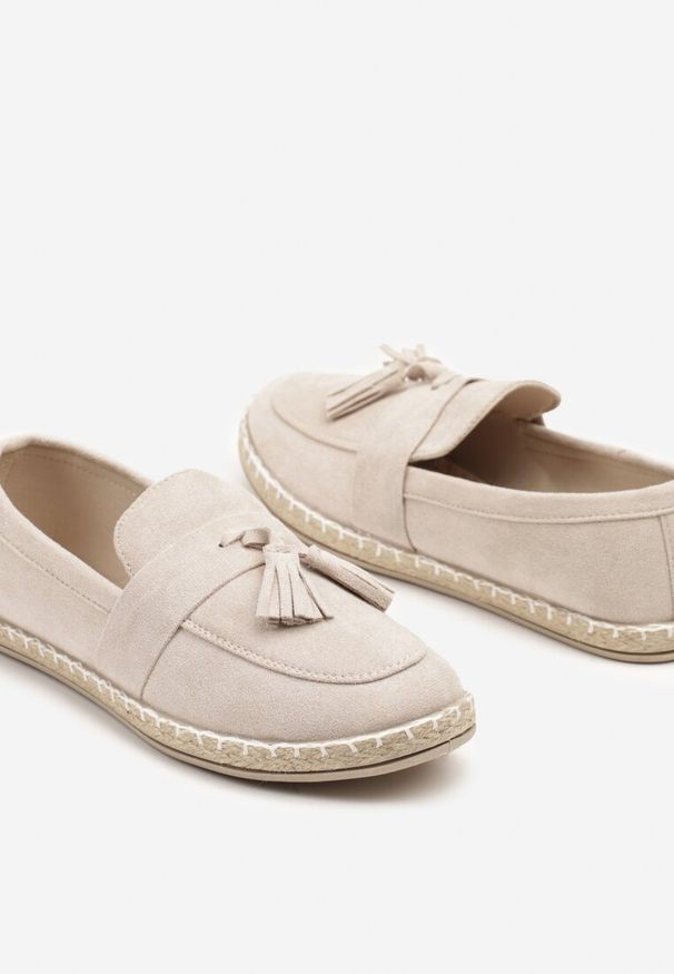 Born2be - Beżowe Espadryle z Ozdobnymi Chwostami Varilia. Okazja: na co dzień. Kolor: beżowy. Materiał: jeans. Obcas: na płaskiej podeszwie. Styl: casual