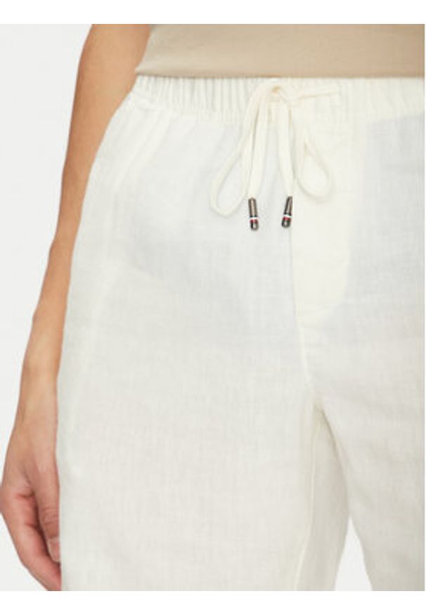 TOMMY HILFIGER - Tommy Hilfiger Szorty materiałowe Harlem MW0MW37804 Écru Regular Fit. Materiał: len