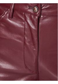Guess Spodnie z imitacji skóry Kelly W3RA0M WF8P0 Bordowy Regular Fit. Kolor: czerwony. Materiał: skóra #2