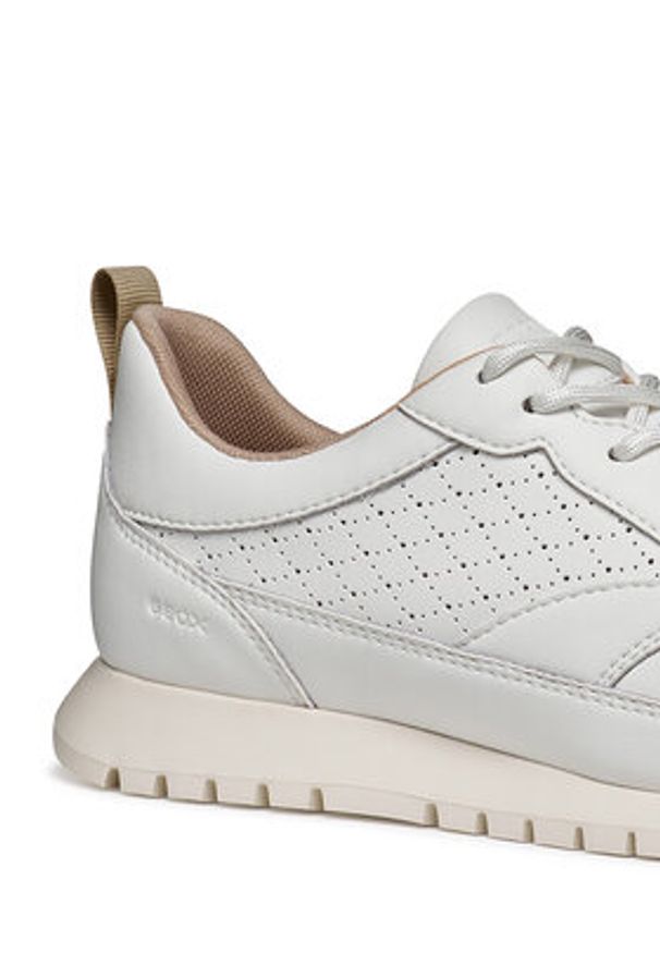 Geox Sneakersy D Sukie 2.0 D65YPA 0009B C1000 Biały. Kolor: biały. Materiał: skóra