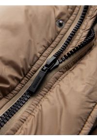 Ombre Clothing - Długa męska kurtka puffer z zapinanymi kieszeniami – brązowa V2 - Rozmiar: XXL. Kolor: brązowy. Materiał: poliester, materiał, polar, syntetyk, nylon. Długość: długie. Wzór: aplikacja #5