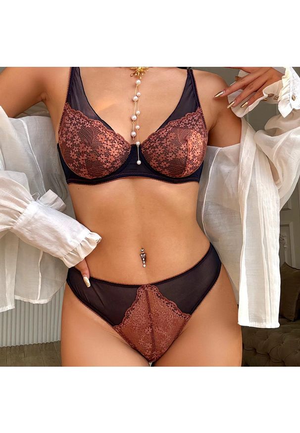 Intica - Komplet bielizny z koronkowymi detalami biała Sabaheta. Kolor: biały. Materiał: koronka