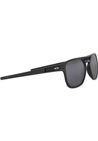Oakley - Okulary przeciwsłoneczne z polaryzacją Latch Beta. Kolor: czarny