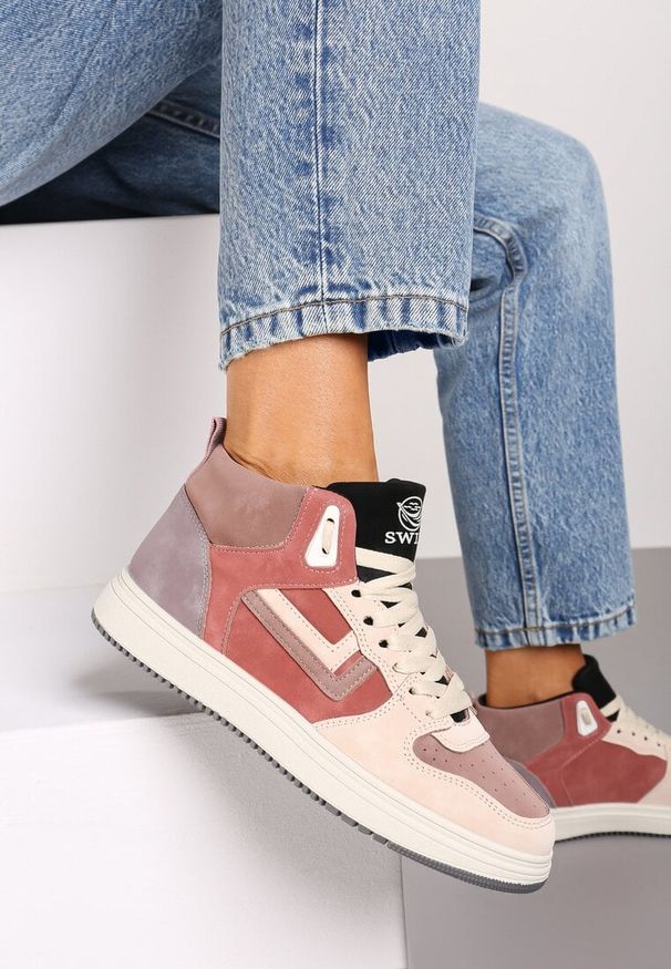 Born2be - Różowe Sneakersy Alcothee. Kolor: różowy. Materiał: jeans. Obcas: na obcasie. Wysokość obcasa: niski