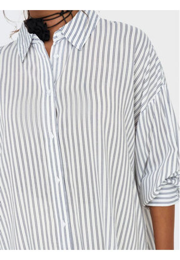 JDY Koszula Grace 15317242 Niebieski Oversize. Kolor: niebieski. Materiał: wiskoza