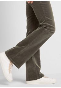 bonprix - Spodnie sztruksowe ze stretchem o kroju bootcut. Kolor: zielony. Materiał: sztruks #2