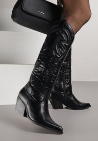 Born2be - Czarne Kozaki Kowbojki na Stożku z Przeszywanym Wzorem na Cholewce Feressa. Okazja: na co dzień. Kolor: czarny. Materiał: jeans. Szerokość cholewki: normalna. Obcas: na stożku. Styl: casual #7