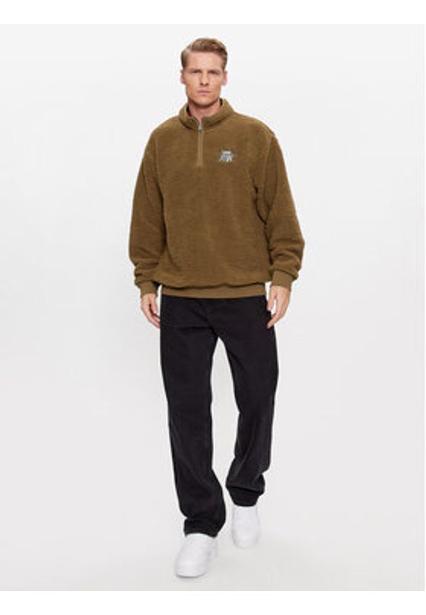 Vans Bluza Happy Camper Qzip VN000ABKBYW1 Brązowy Loose Fit. Kolor: brązowy. Materiał: syntetyk