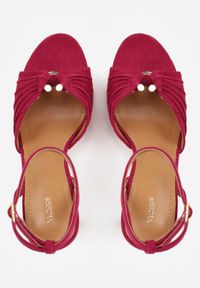 Born2be - Różowe Sandały na Szpilce VICES z Marszczeniem i Metaliczną Aplikacją Nemenoe. Okazja: na wesele, na co dzień, na ślub cywilny. Zapięcie: pasek. Kolor: różowy. Wzór: aplikacja. Obcas: na szpilce. Styl: casual, klasyczny, elegancki #4