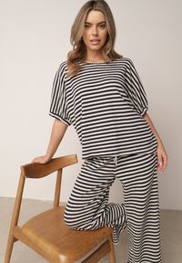 Born2be - Beżowo-Granatowy Dzianinowy Komplet z Bawełny T-shirt i Szerokie Spodnie o Luźnym Fasonie w Paski Nemoress. Kolor: beżowy. Materiał: bawełna, dzianina. Wzór: paski #2