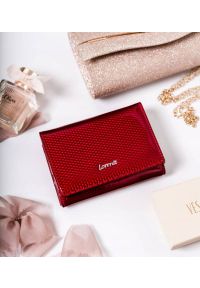 LORENTI - Portfel skórzany Lorenti 445-SBR-1173 RED czerwony. Kolor: czerwony. Materiał: skóra. Wzór: geometria #1
