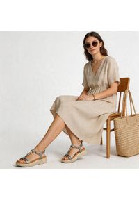 Sandały damskie Artiker, cholewka ze skóry ekologicznej cienkie paski z przodu lekka amortyzująca podeszwa komfortowy styl casualowy, szare, 58C0010. Okazja: na co dzień. Zapięcie: pasek. Kolor: szary. Materiał: skóra ekologiczna. Wzór: paski. Sezon: lato. Styl: casual #6