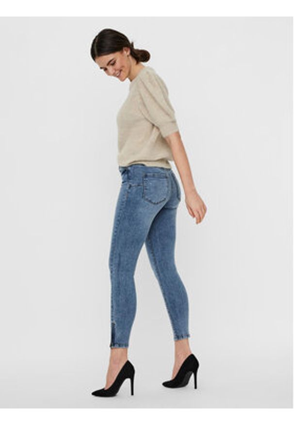 Vero Moda Jeansy Tilde 10247111 Niebieski Slim Fit. Kolor: niebieski