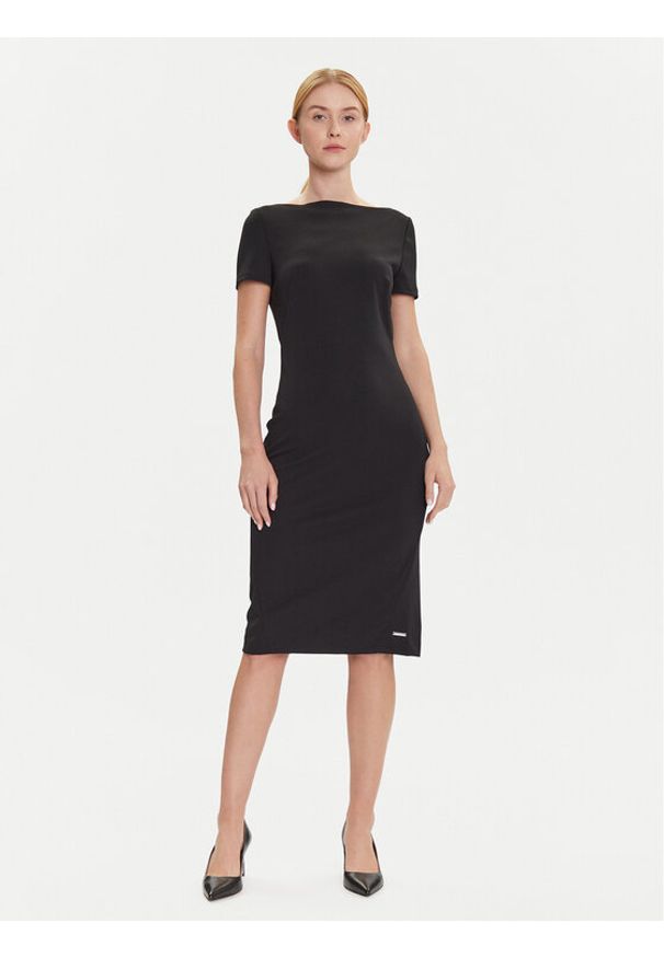Calvin Klein Sukienka koktajlowa LV044D063G Czarny Slim Fit. Kolor: czarny. Materiał: syntetyk. Styl: wizytowy