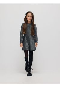 Reserved - Kombinezon z metaliczną nitką - ciemnoszary. Kolor: szary. Materiał: dzianina #1