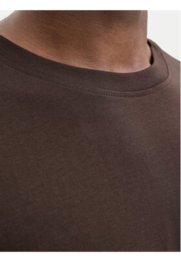 Jack & Jones T-Shirt Star 12234746 Brązowy Relaxed Fit. Kolor: brązowy. Materiał: bawełna