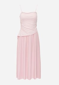 Renee - Różowa Sukienka z Bawełny na Ramiączkach z Asymetryczną Warstwą w Talii Petimelle. Okazja: na co dzień. Typ kołnierza: dekolt kwadratowy. Kolor: różowy. Wzór: gładki. Typ sukienki: asymetryczne. Materiał: bawełna. Długość rękawa: na ramiączkach. Sezon: lato. Styl: casual #2