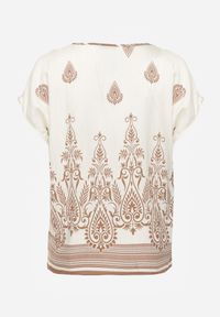 Born2be - Beżowa Wiskozowa Bluzka z Etnicznym Wzorem Melloshell. Okazja: na co dzień. Kolor: beżowy. Materiał: wiskoza. Styl: elegancki, casual #4