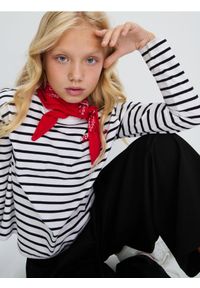 Sinsay - Bawełniana bluzka w paski - biały. Kolor: biały. Materiał: bawełna. Wzór: paski #1