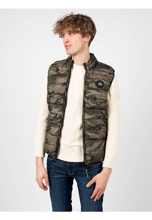 Pepe Jeans Bezrękawnik "Jack" | PL402589 | Jack | Mężczyzna | Khaki, Moro. Okazja: na co dzień. Kolor: brązowy. Materiał: poliester. Długość rękawa: bez rękawów. Wzór: moro. Styl: casual