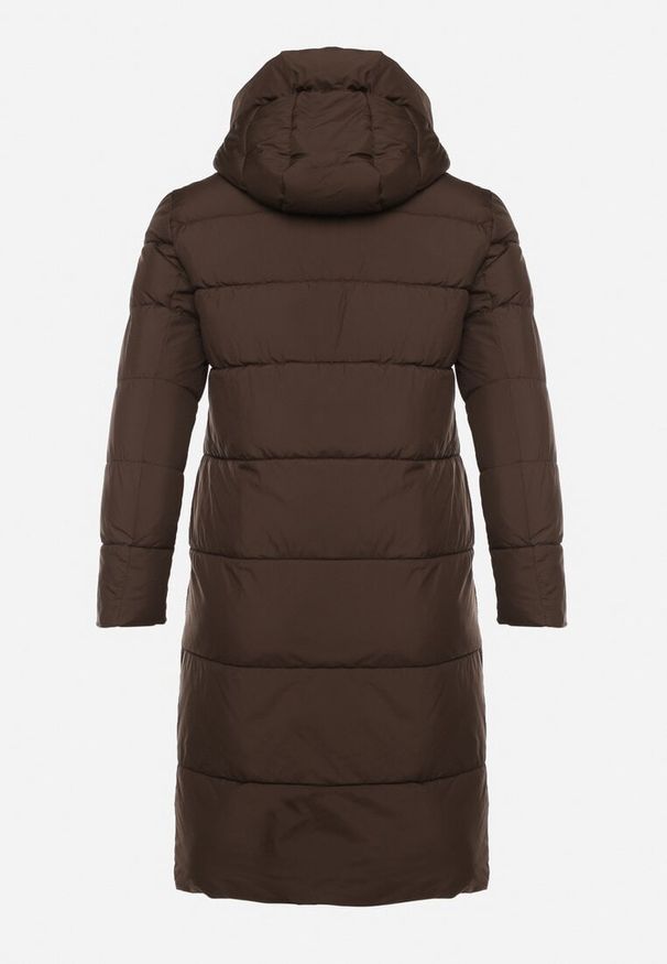 Born2be - Brązowa Długa Kurtka Pikowana z Kapturem i Bocznymi Suwakami Mevoressa. Okazja: na spacer, na co dzień. Typ kołnierza: kaptur. Kolekcja: plus size. Kolor: brązowy. Materiał: dzianina, jeans, poliester. Długość: długie. Styl: casual