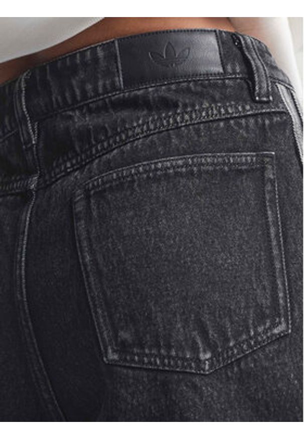 Adidas - adidas Szorty jeansowe Firebird Jorts KD2916 Czarny Oversize. Kolor: czarny. Materiał: bawełna