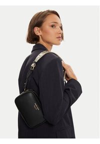 Emporio Armani Torebka EW000537 AF12103 MC032 Czarny. Kolor: czarny. Materiał: skórzane