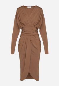 Born2be - Brązowa Sukienka Kopertowa z Wiskozą Zdobiona Marszczeniem Edivana. Kolor: brązowy. Materiał: wiskoza. Wzór: aplikacja. Typ sukienki: kopertowe. Styl: klasyczny, elegancki #2