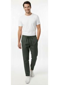 Lniane Spodnie Idealne na Lato - Brave Soul - Khaki. Kolor: brązowy. Materiał: bawełna, len. Sezon: lato. Styl: klasyczny, wakacyjny #4