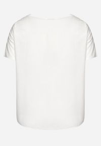 Born2be - Biały T-shirt Bluzka z Krótkim Rękawem z Ozdobnym HaftemTesagia. Kolor: biały. Długość rękawa: krótki rękaw. Długość: krótkie