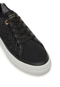 TOMMY HILFIGER - Tommy Hilfiger Sneakersy Vulc Embroidered Sneaker FW0FW08685 Czarny. Kolor: czarny. Materiał: materiał #4