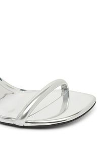 Calvin Klein Sandały Sculpt Kitt Heel Strappy Lth Met HW0HW02709 Srebrny. Kolor: srebrny. Materiał: skóra #3