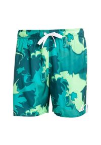 Adidas - Szorty do pływania Tie-Dye 5-Inch. Kolor: biały, wielokolorowy, niebieski. Materiał: materiał