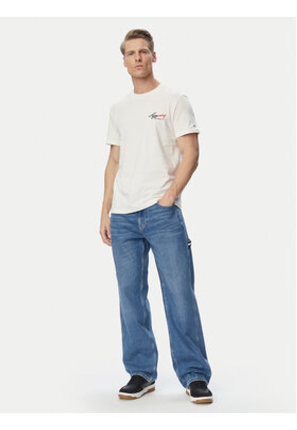 Tommy Jeans T-Shirt DM0DM22538 Biały Slim Fit. Kolor: biały. Materiał: bawełna