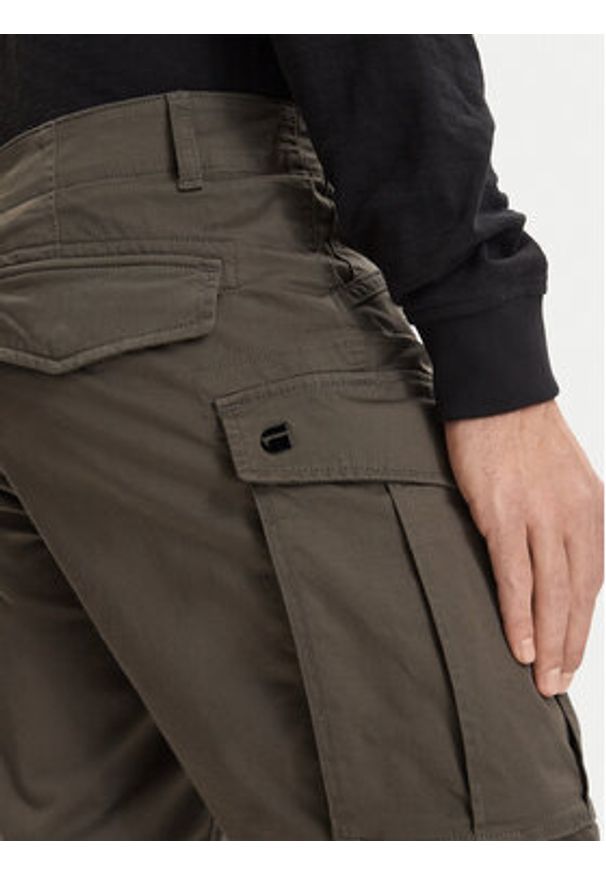 G-Star RAW - G-Star Raw Szorty materiałowe Rovic Zip D26214-5126 Zielony Relaxed Fit. Kolor: zielony. Materiał: bawełna