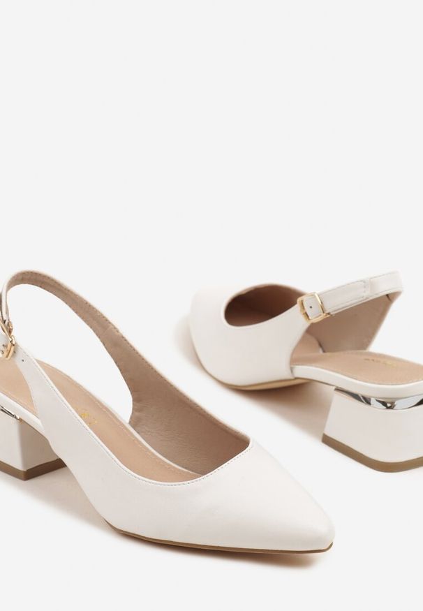 Renee - Białe Sandały Vices Slingback ze Skórzaną Wkładką Ciarissa. Okazja: na co dzień. Zapięcie: sprzączka. Kolor: biały. Materiał: skóra. Obcas: na obcasie. Styl: elegancki, casual. Wysokość obcasa: średni