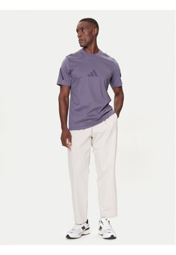 Adidas - adidas T-Shirt Z.N.E. JW4740 Fioletowy Regular Fit. Kolor: fioletowy. Materiał: bawełna