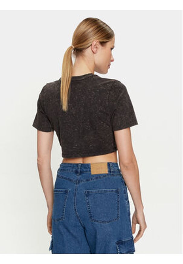 Vans T-Shirt Heartbreaker Crew Crop Ii VN000GJZ Czarny Regular Fit. Kolor: czarny. Materiał: bawełna